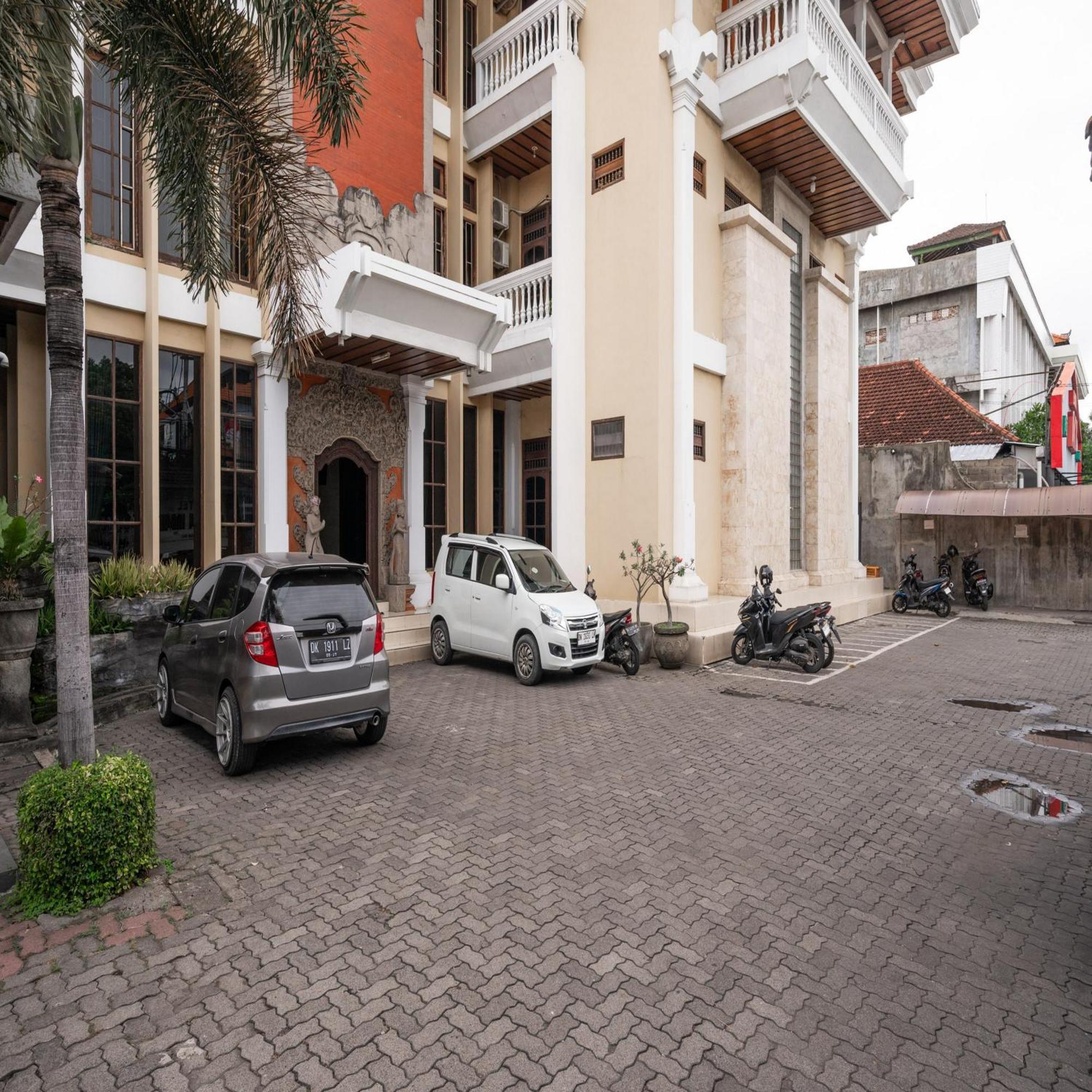 Hotel Dewata Indah Denpasar Mitra Reddoorz Buitenkant foto
