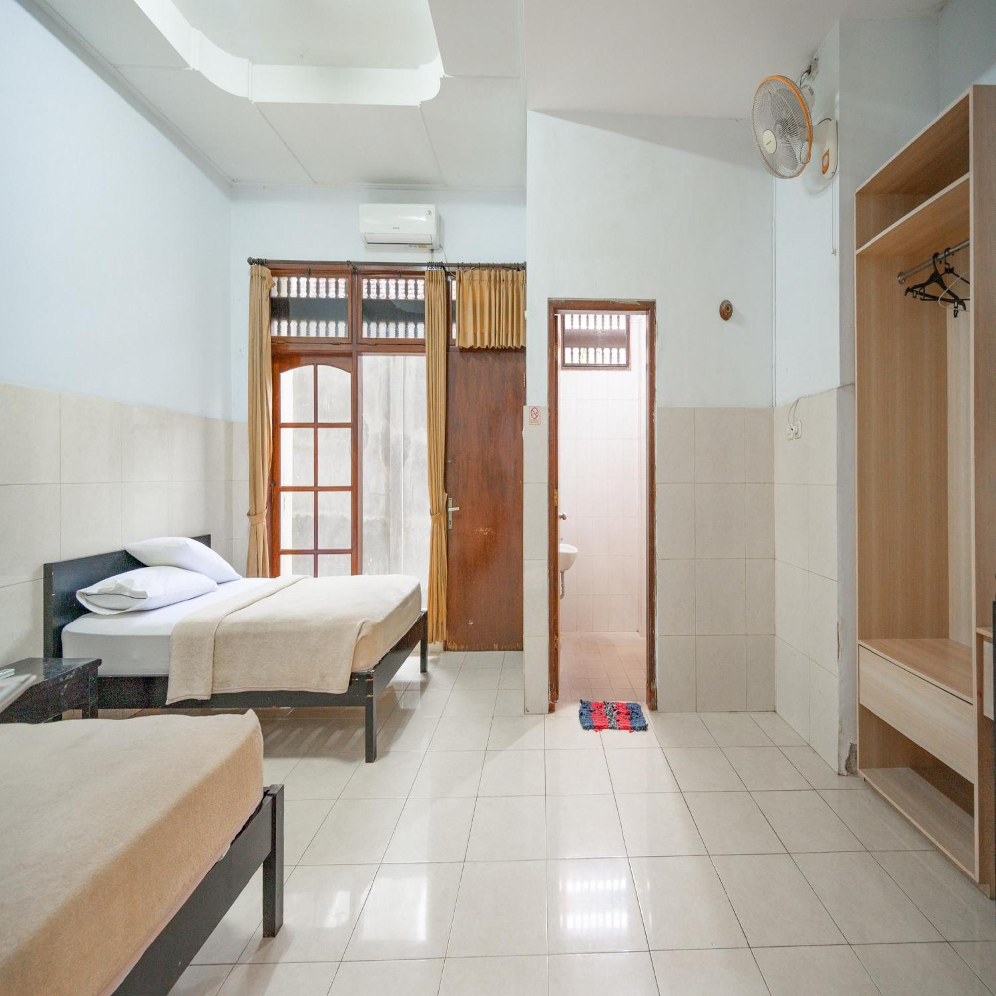 Hotel Dewata Indah Denpasar Mitra Reddoorz Buitenkant foto