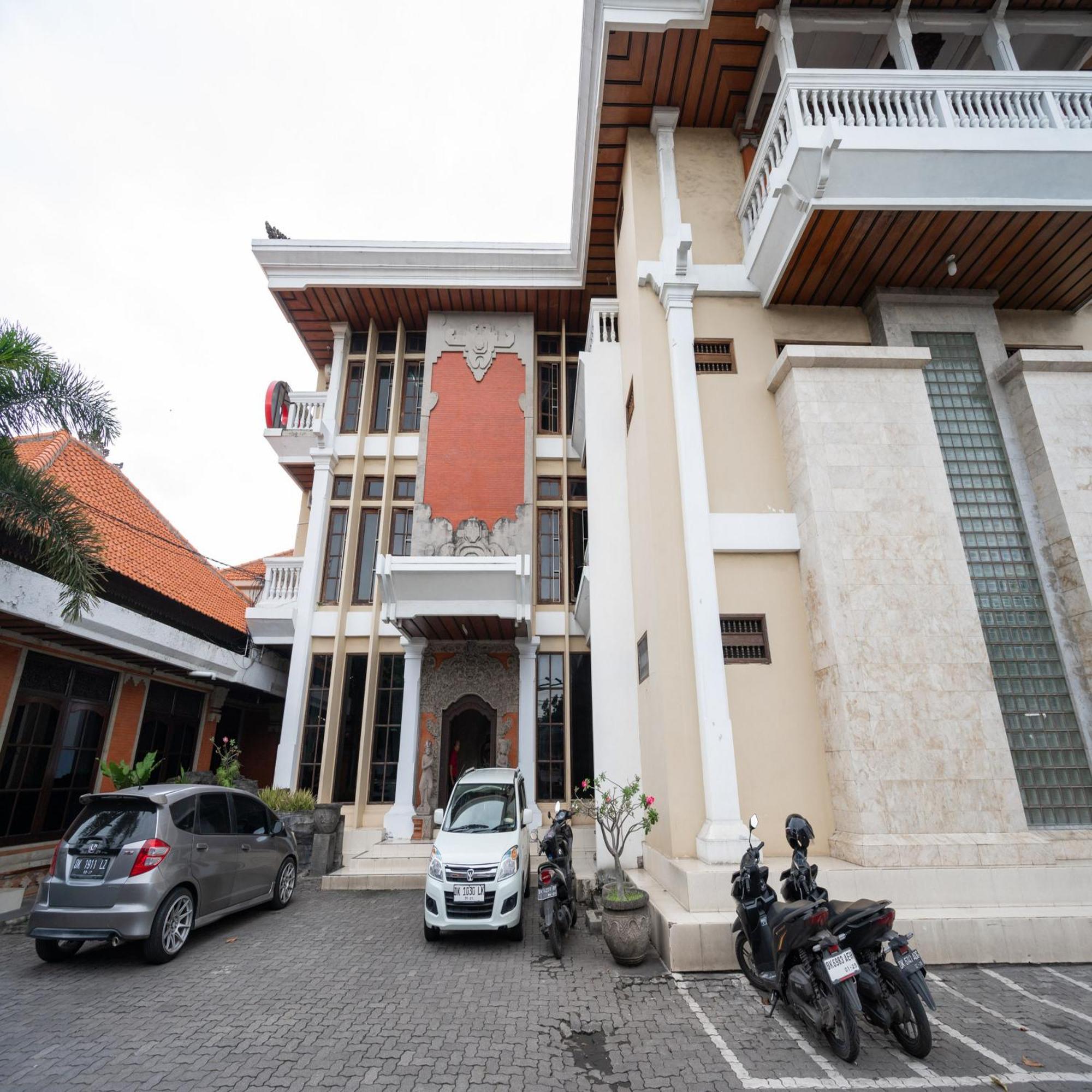 Hotel Dewata Indah Denpasar Mitra Reddoorz Buitenkant foto