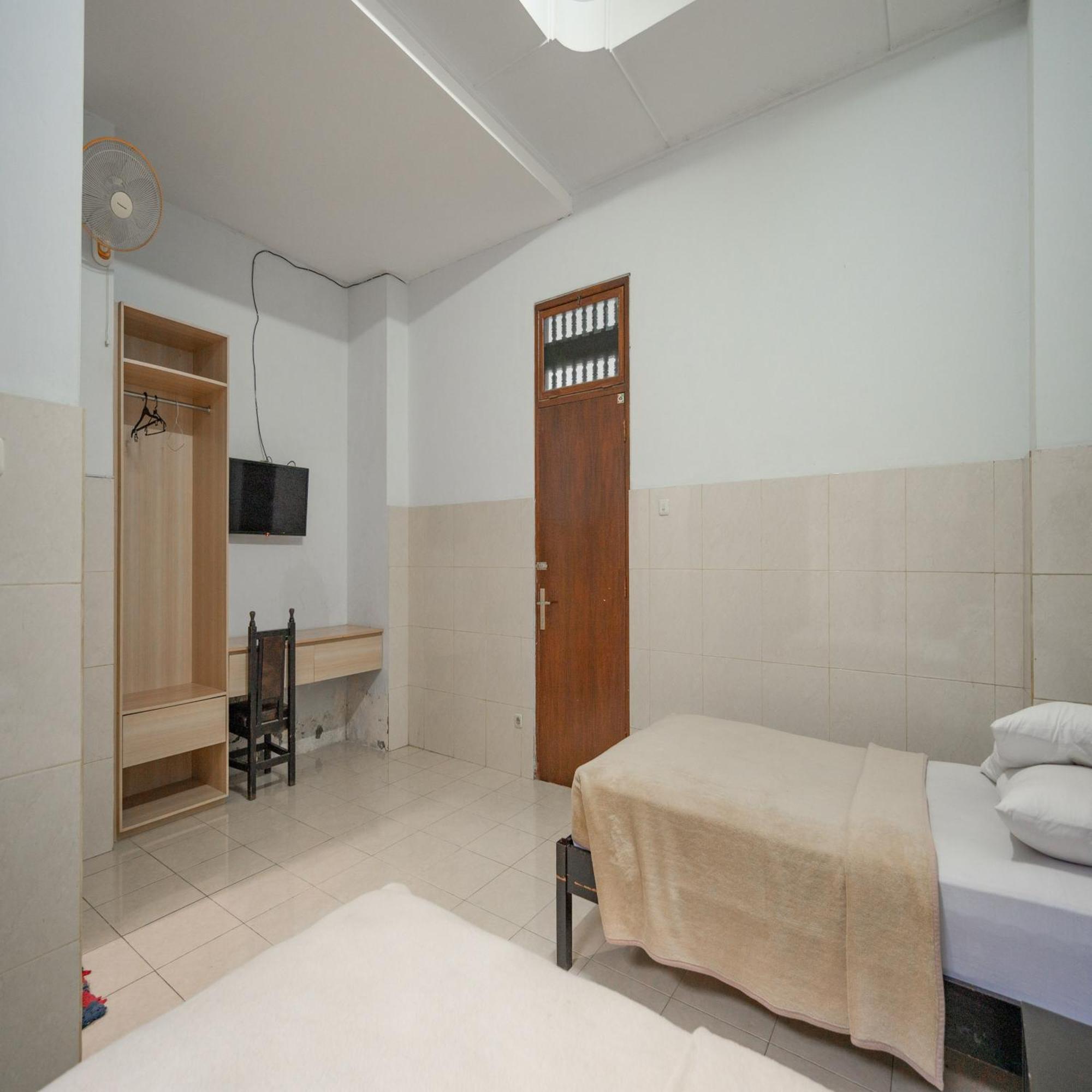 Hotel Dewata Indah Denpasar Mitra Reddoorz Buitenkant foto